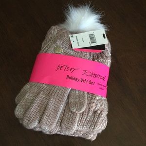 Betsy Johnson holiday gift set
